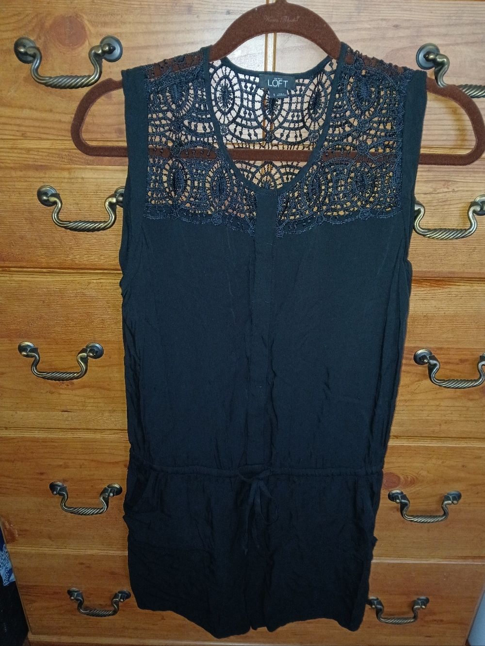 LOFT Womens Black Sleeveless Crochet Yoke Romper/ Size: Small